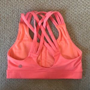 Lululemon sports bra